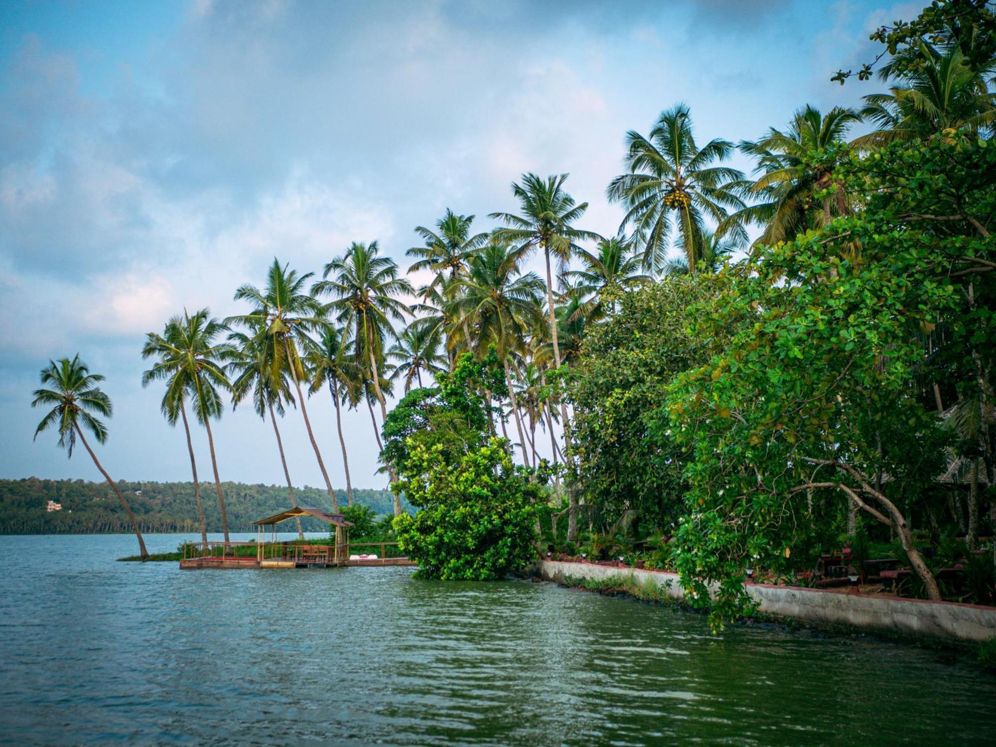 Vishram Village Varkala Ngoại thất bức ảnh